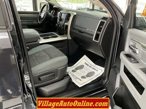 Used 2018 RAM 1500 Big Horn AWD/4WD image 40