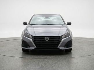 Used 2025 Nissan Altima 2.5 SV video 1