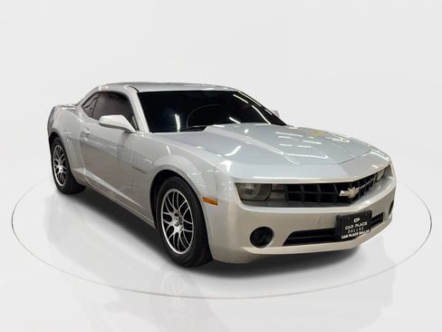 Used 2013 Chevrolet Camaro LS image 2