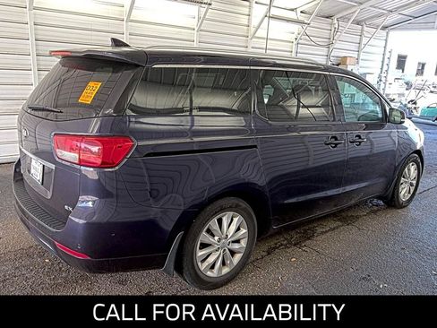 Used 2018 Kia Sedona EX FWD image 5