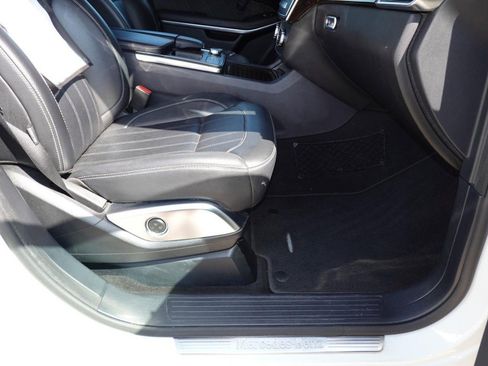 Used 2013 Mercedes-Benz GL 450 4MATIC image 23