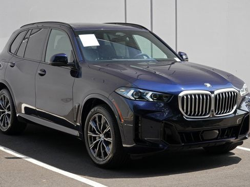 Used 2024 BMW X5 xDrive40i w/ M Sport Package AWD/4WD image 58