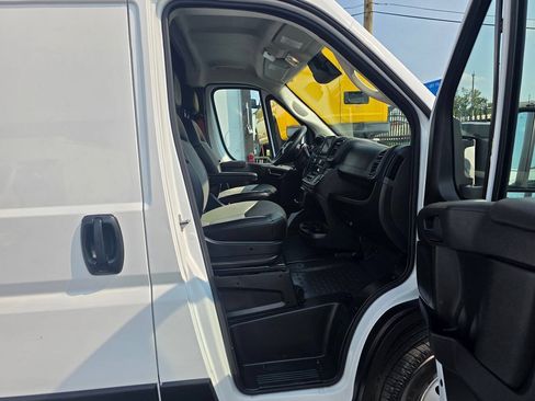Used 2023 RAM ProMaster 3500 w/ Lane Management Group FWD image 14