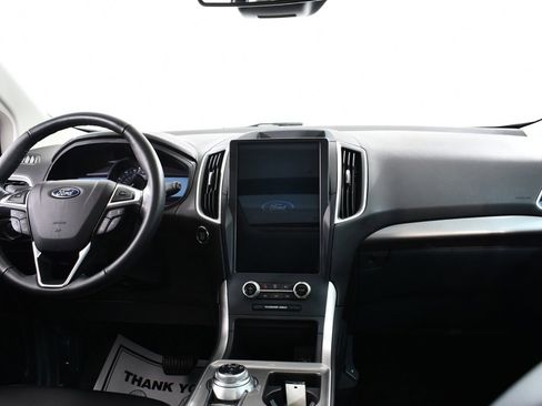 Used 2023 Ford Edge SEL w/ Convenience Package image 7
