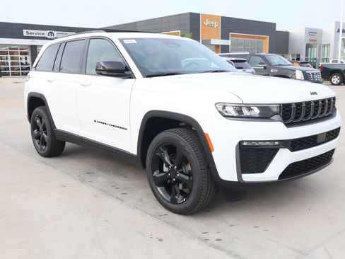New 2026 Jeep Grand Cherokee Limited AWD/4WD image 1