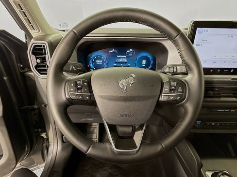 Used 2025 Ford Bronco Sport Badlands image 13