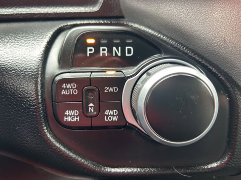 Used 2021 RAM 1500 Big Horn image 31