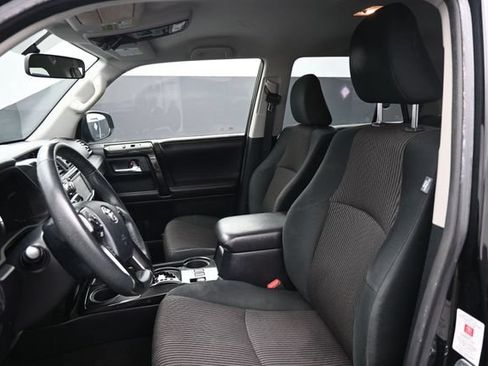 Used 2015 Toyota 4Runner Trail AWD/4WD image 14