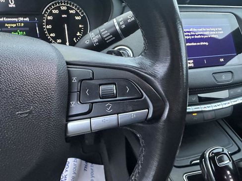 Used 2020 Cadillac XT4 Premium Luxury image 24