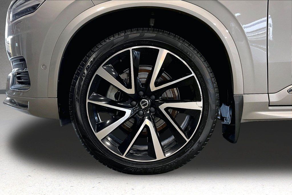 Certified 2023 Volvo XC90 B6 Plus w/ Protection Package Premier AWD/4WD image 36