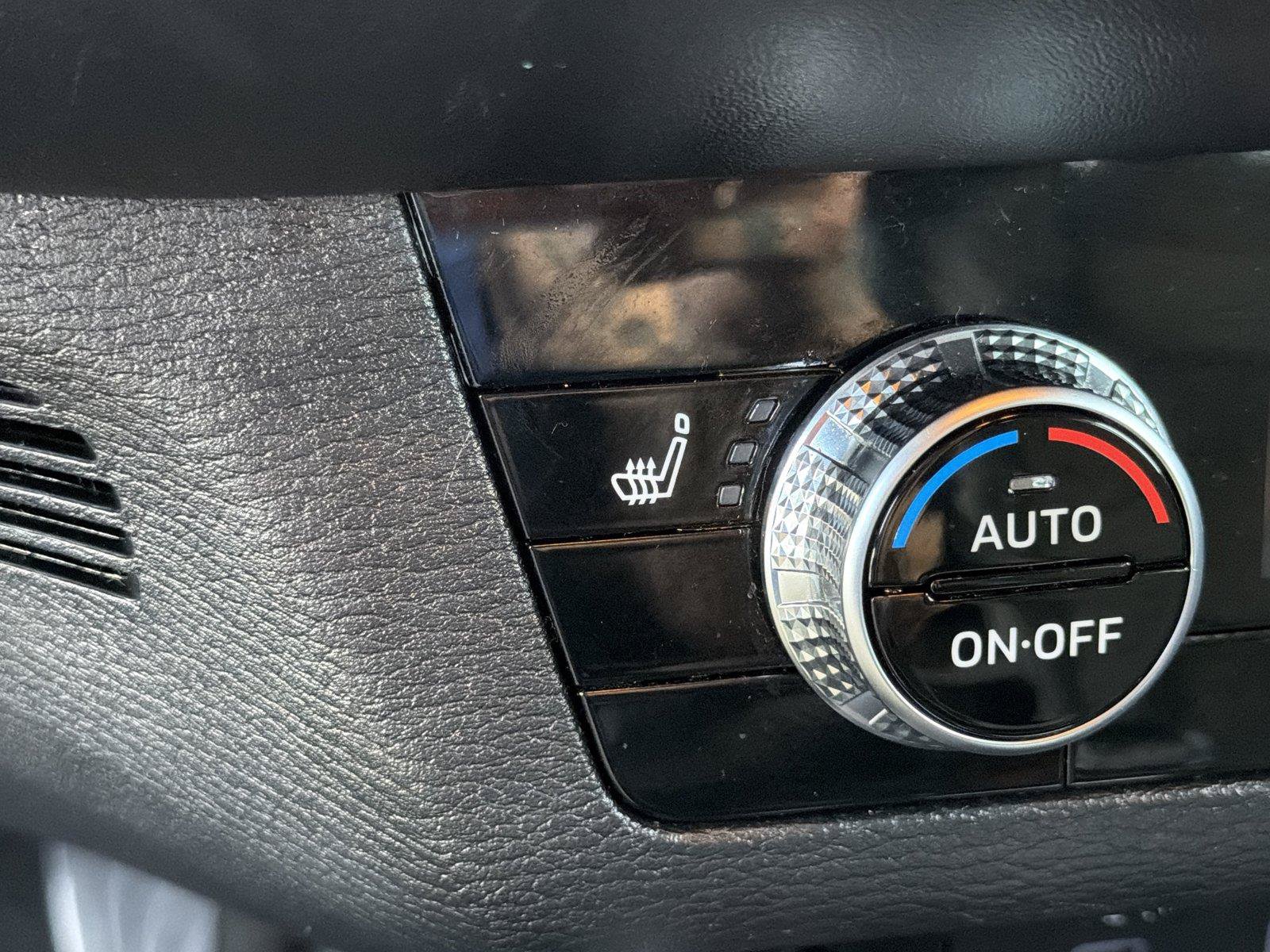 Used 2024 Mitsubishi Outlander SE AWD/4WD image 32