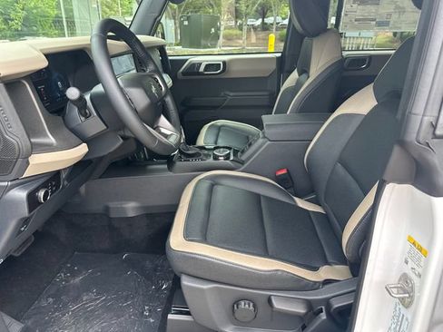 New 2026 Ford Bronco Big Bend AWD/4WD image 9