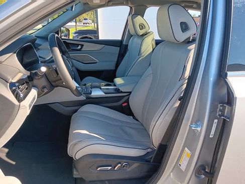 Used 2024 Acura MDX w/ Advance Package AWD/4WD image 10