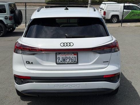 Used 2024 Audi Q4 e-tron Premium Plus AWD/4WD image 6