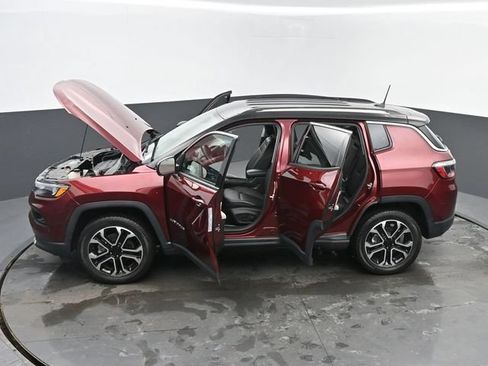 Used 2022 Jeep Compass Limited AWD/4WD image 63