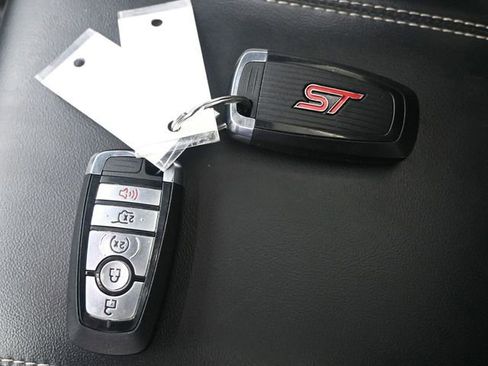 Used 2023 Ford Explorer ST w/ Equipment Group 401A image 15