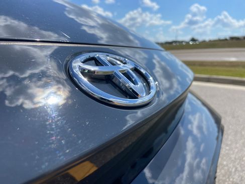 Used 2024 Toyota Corolla SE image 2