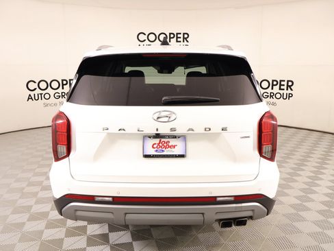 Used 2023 Hyundai Palisade SEL w/ Premium Package AWD/4WD image 24