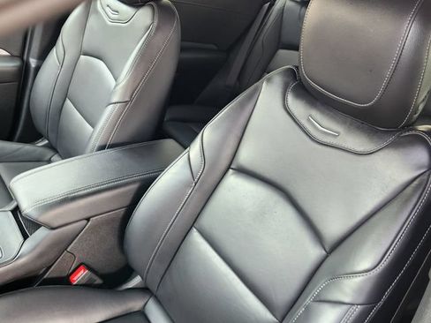 Used 2025 Cadillac XT4 Premium Luxury FWD image 24