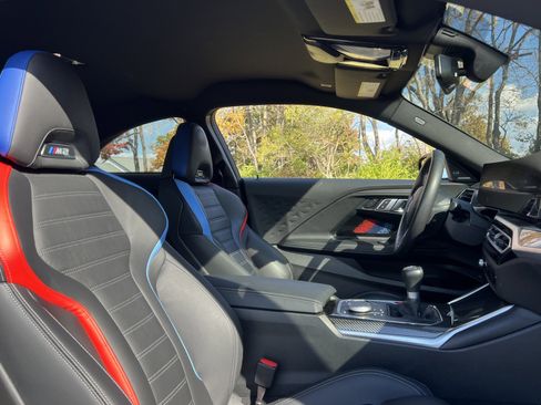 Used 2023 BMW M2 w/ Lighting Package image 21