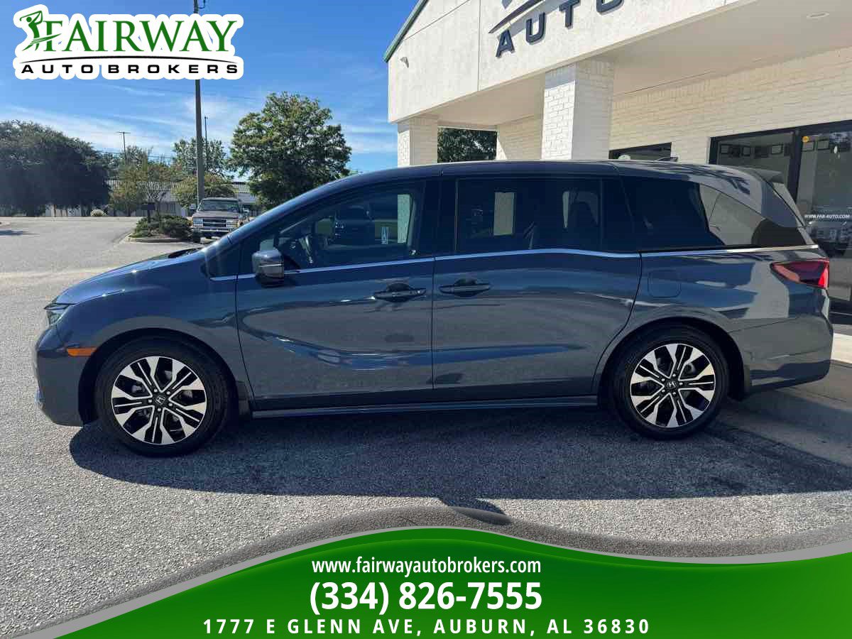 Used 2025 Honda Odyssey Elite image 9