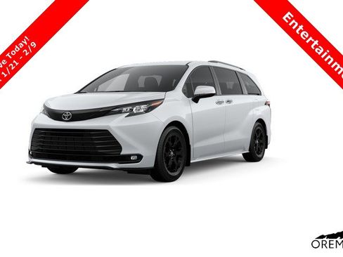 New 2026 Toyota Sienna XLE Woodland Edition image 17