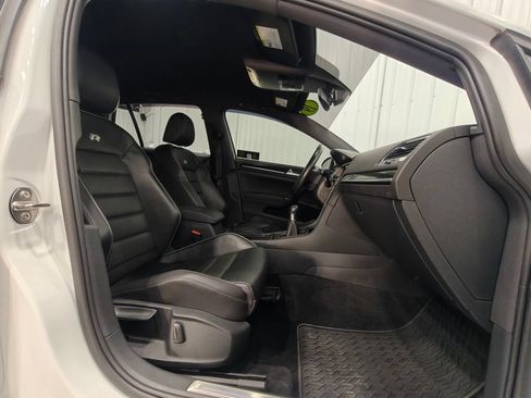 Used 2019 Volkswagen Golf R 4-Door AWD/4WD image 24
