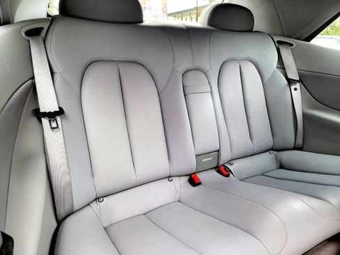 Used 2003 Mercedes-Benz CLK 320 Cabriolet image 22