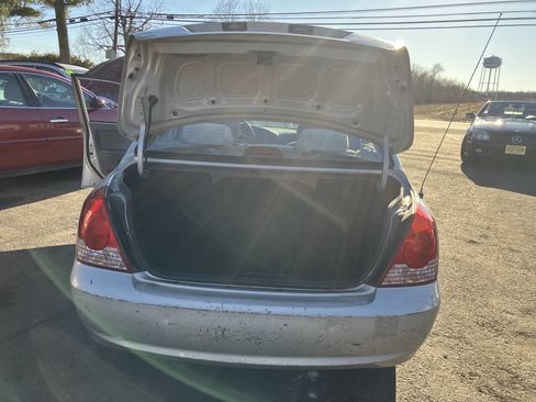 Used 2006 Hyundai Elantra GLS image 29