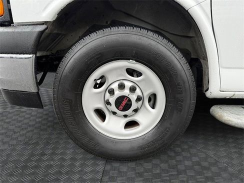 Used 2024 GMC Savana 2500 Work Van w/ Driver Convenience Package image 14