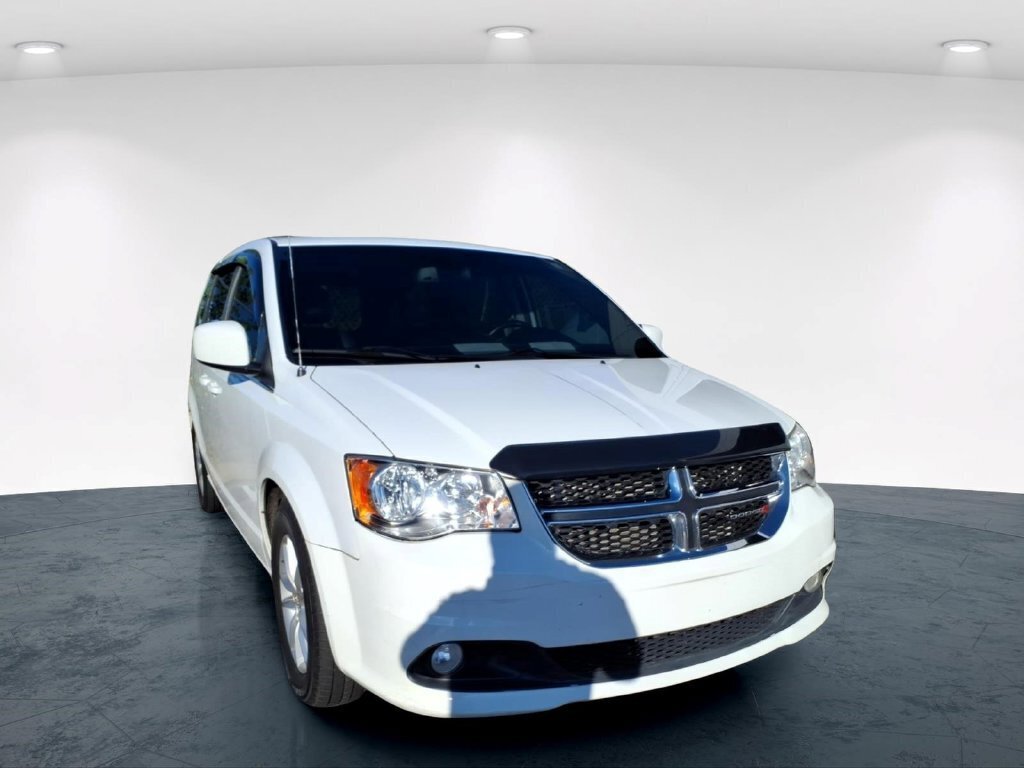 Used 2019 Dodge Grand Caravan SXT w/ Driver Convenience Group FWD image 7