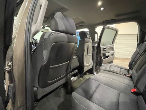 Used 2015 Chevrolet Silverado 2500 LT w/ LT Convenience Package image 34