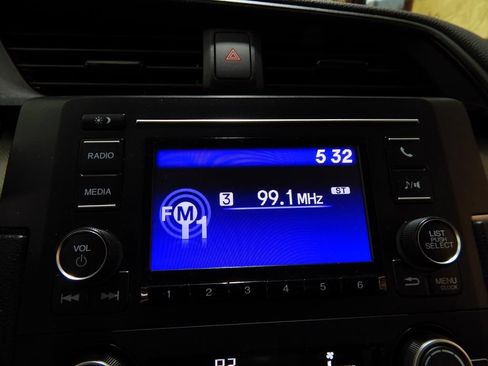 Used 2020 Honda Civic LX image 23