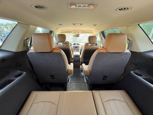 Used 2016 Buick Enclave Leather w/ Trailering Package FWD image 42