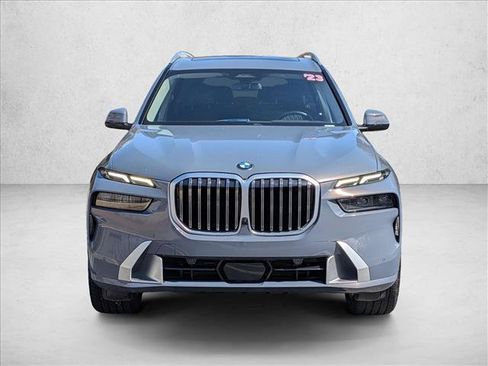 Used 2023 BMW X7 xDrive40i AWD/4WD image 2