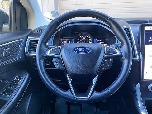 Used 2023 Ford Edge Titanium AWD/4WD image 19