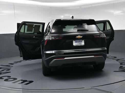 Used 2026 Chevrolet Equinox LT FWD image 27