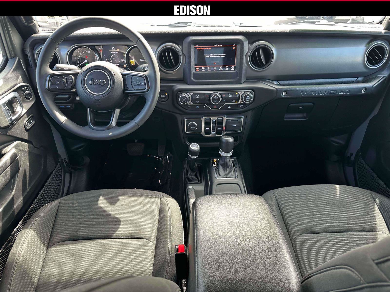 Used 2023 Jeep Wrangler Unlimited AWD/4WD image 12