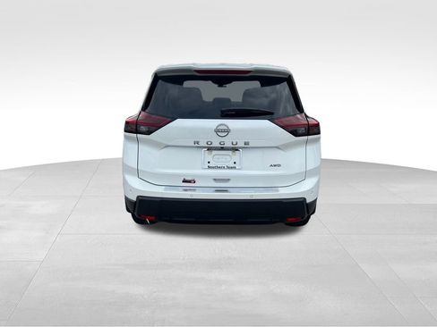 New 2026 Nissan Rogue SV w/ Cold Weather Package image 5