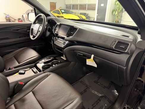 Used 2023 Honda Ridgeline Black Edition image 36