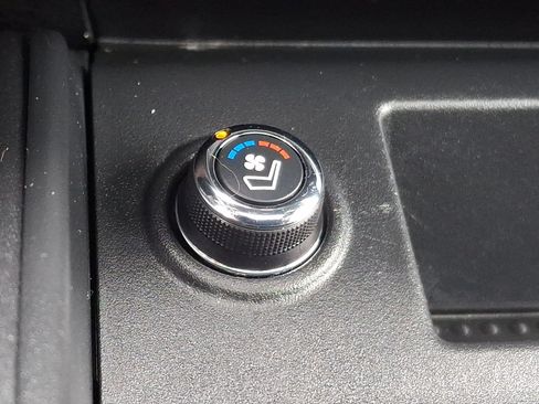 Certified 2024 Nissan Titan PRO-4X w/ Pro-4x Convenience Package AWD/4WD image 26