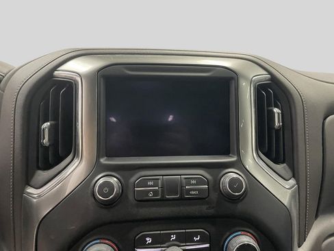 Used 2022 Chevrolet Silverado 2500 LTZ w/ LTZ Convenience Package image 6