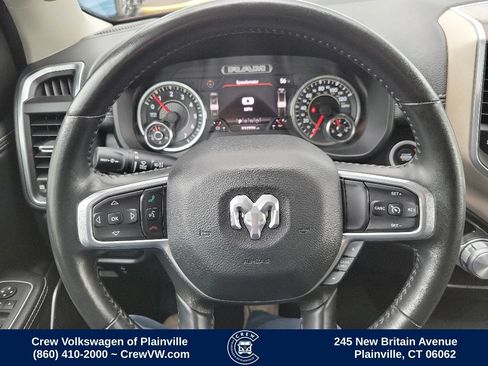 Used 2022 RAM 1500 Laramie AWD/4WD image 5