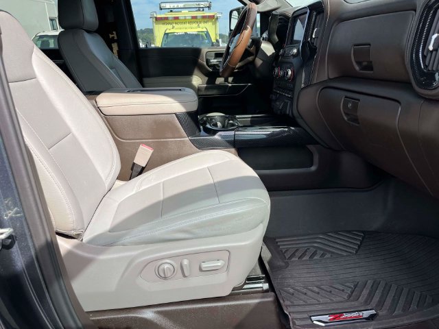 Used 2020 Chevrolet Silverado 2500 LTZ w/ LTZ Premium Package AWD/4WD image 23