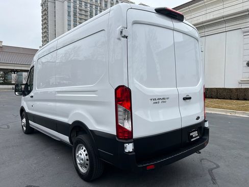 Used 2023 Ford Transit 250 Medium Roof AWD image 9