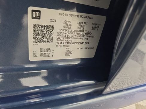 Used 2024 Chevrolet Silverado 1500 LT w/ Protection Package AWD/4WD image 12