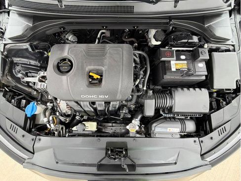 Used 2019 Hyundai Veloster 2.0 Premium FWD image 28