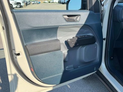 Used 2025 Ford Maverick XL w/ Equipment Group 102A image 26