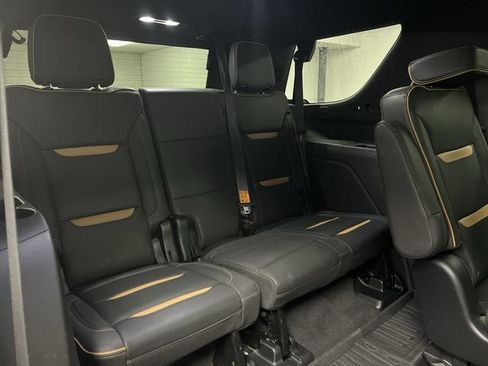 Certified 2023 GMC Yukon AT4 w/ AT4 Premium Plus Package AWD/4WD image 28