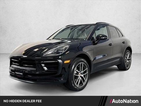 Certified 2026 Porsche Macan AWD/4WD image 1